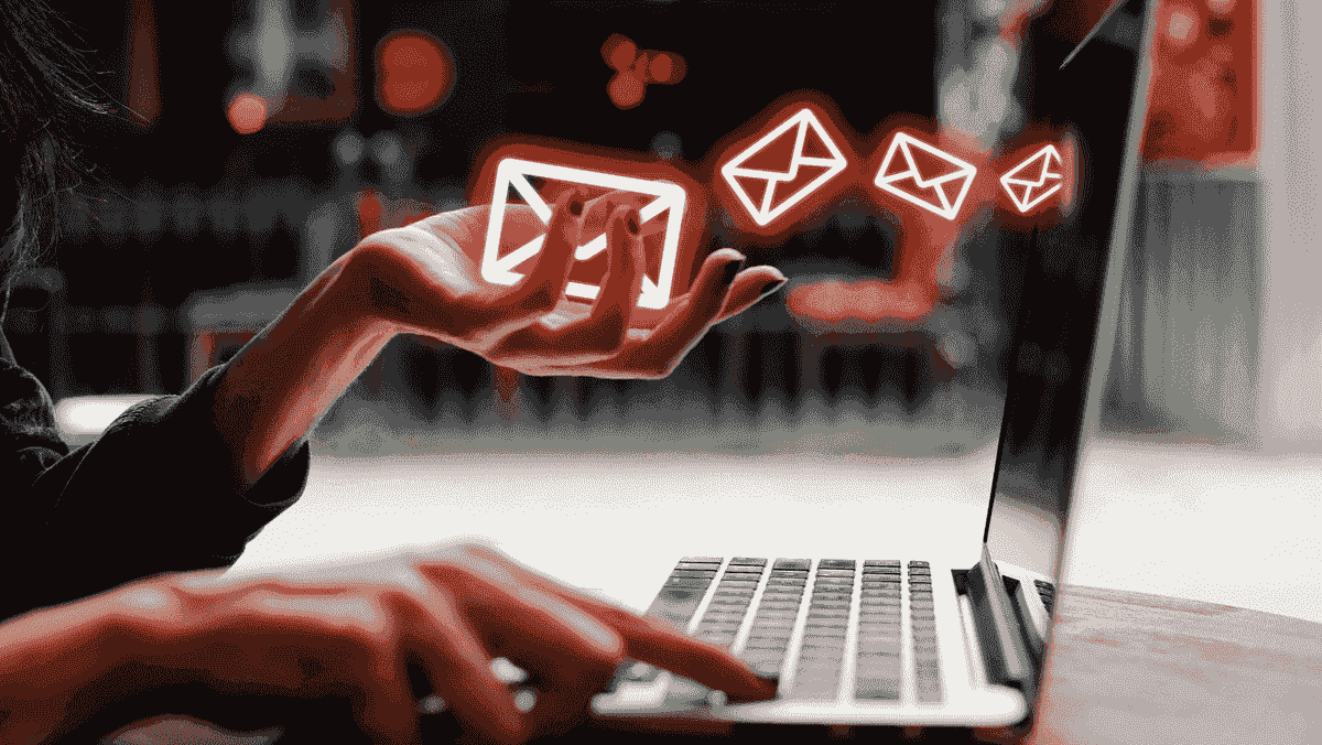 عزز استراتيجيتك التسويقية باستخدام أداة حملة البريد الإلكتروني المناسبة