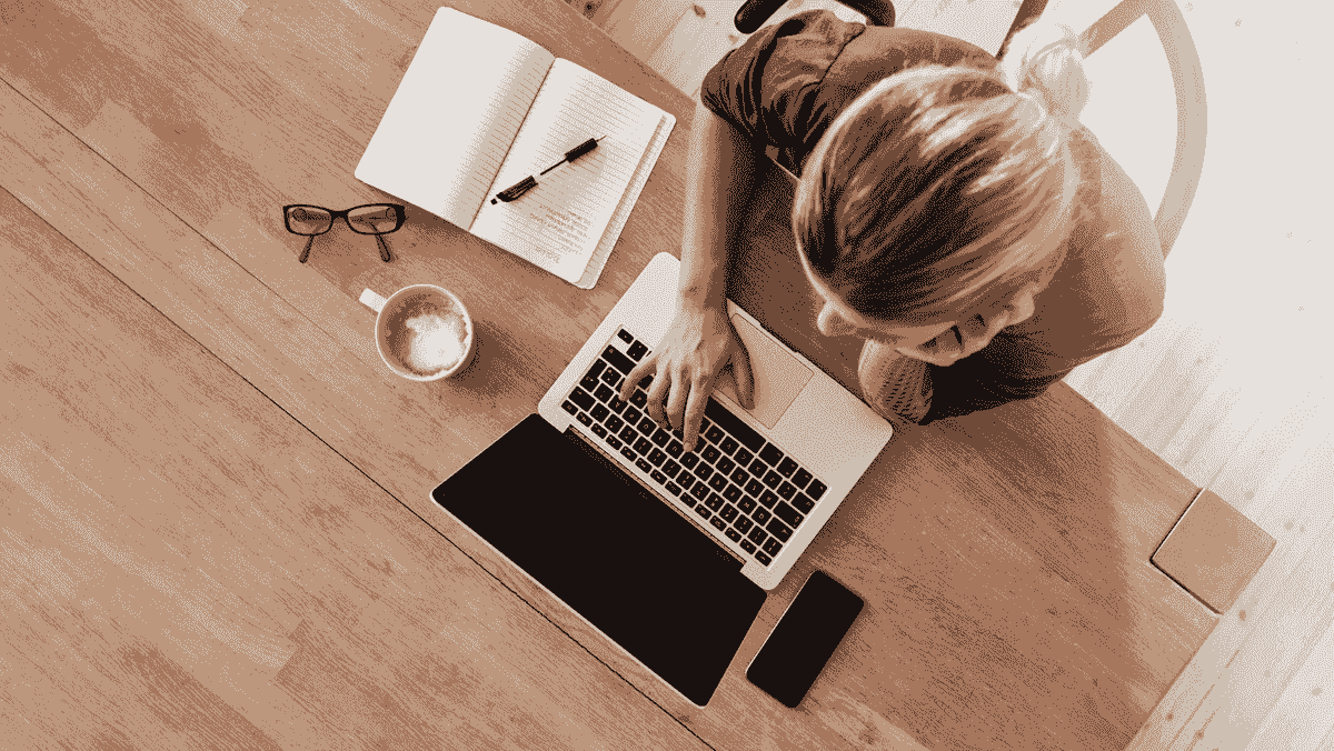Mästerlig Emailetikett: 7 Viktiga Regler för Effektiv Kommunikation