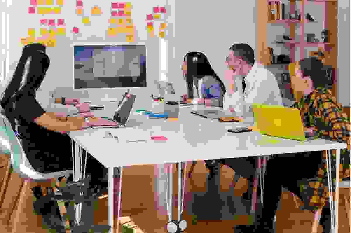 Von der Idee zum Einkommen: Ihre Reise mit einem Online-Business-Kurs