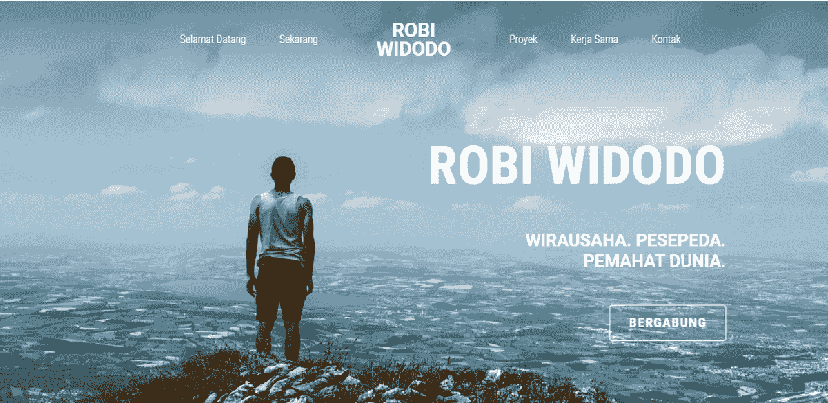 Strikingly - Template Portofolio Freelancer yang Cerah