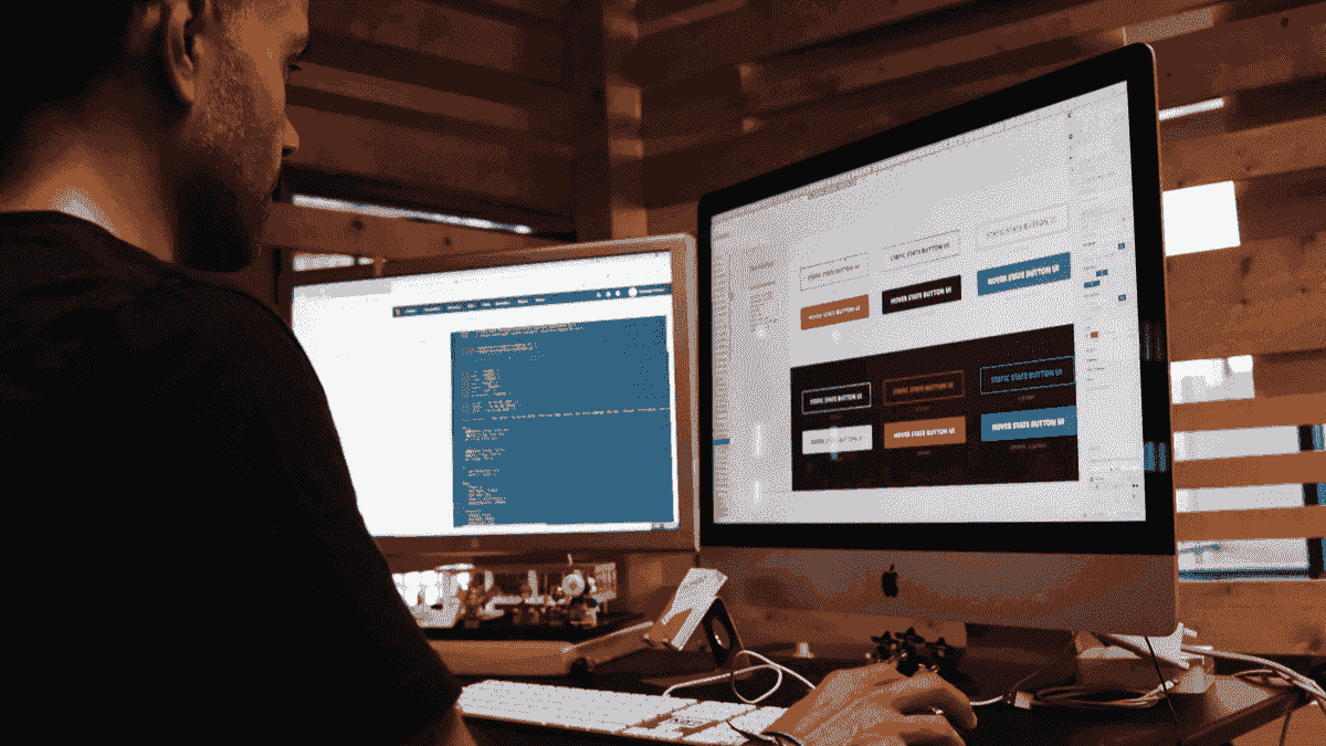 Propozycja projektu strony internetowej Ace z Strikingly
