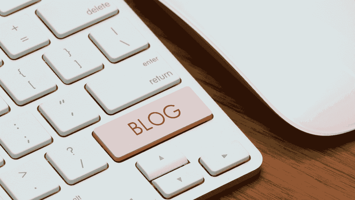 Blog slovo napsané na klávesnici počítače