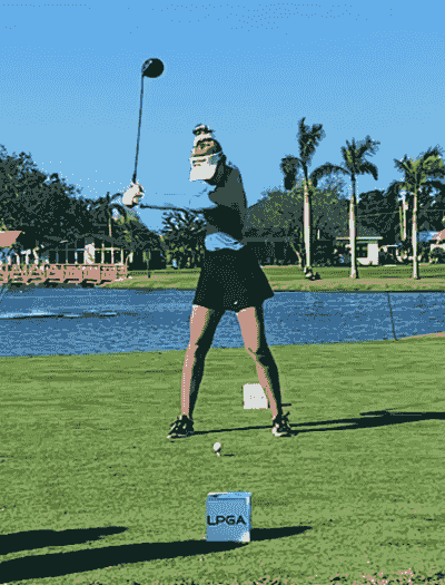 Nelly Korda sets the L in the backswing with the driver!