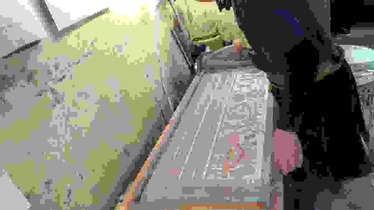 broken image