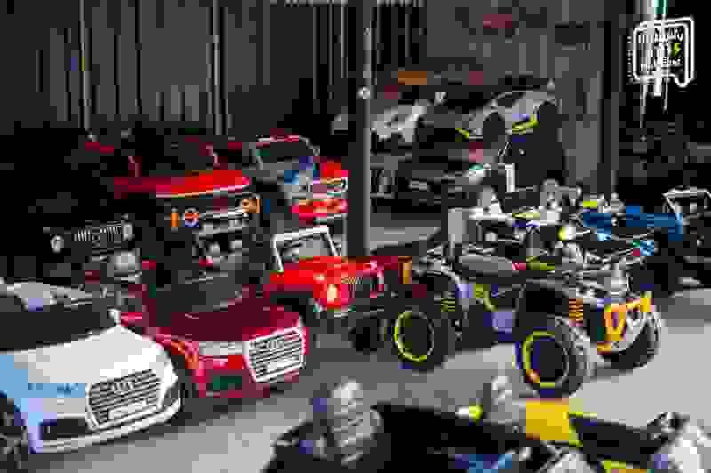 Tigertoys Cafe toy car