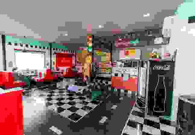 Tigertoys Cafe