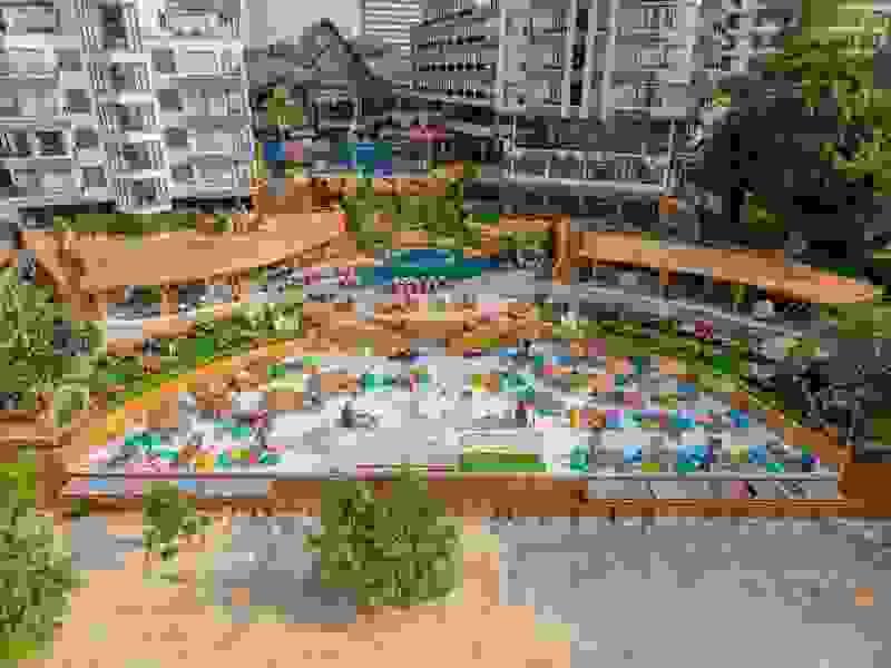 Blue Dragon Cafe & Beach Club Pattaya 