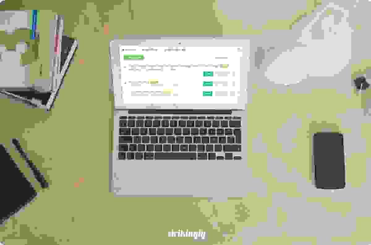 Otimize Seu Fluxo de Trabalho com Strikingly: Segredos da Gerente de Conteúdo Revelados