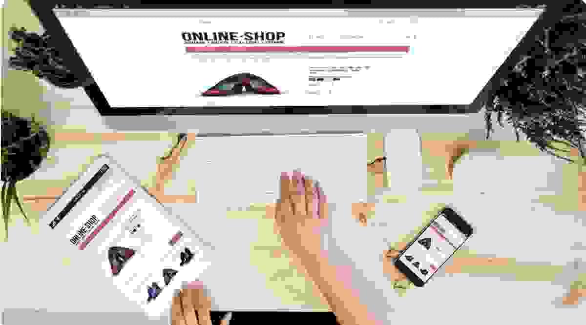 Modelo de Blog Compacto do Strikingly  Na era digital de hoje, o marketing de sites tornou-se crucial para o sucesso dos negócios. Isso envolve promover e anunciar seu site para atrair mais visitantes e potenciais clientes. O marketing de sites pode ser um divisor de águas para pequenas empresas, ajudando-as a competir com empresas maiores em condições iguais. Ao implementar estratégias eficazes de marketing de sites, as pequenas empresas podem aumentar sua visibilidade online, direcionar tráfego para seu site e, finalmente, impulsionar vendas.  Criando Postagens de Blog Cativantes Criar postagens de blog cativantes é uma parte essencial do marketing de websites para empresas. Ao criar conteúdo de alta qualidade e relevante que ressoe com seu público-alvo, você pode estabelecer sua marca como uma autoridade em sua indústria e gerar tráfego orgânico para seu site. Ao escrever postagens de blog, é importante usar palavras-chave relevantes para otimizar para mecanismos de busca e fornecer informações valiosas que resolvam problemas ou respondam perguntas para seus leitores.  Utilizando Conteúdo de Vídeo Vídeo conteúdo tem se tornado cada vez mais popular no mundo do marketing de websites. As empresas podem aproveitar o poder do vídeo para engajar seu público de uma maneira mais dinâmica e interativa. Seja através de demonstrações de produtos, depoimentos de clientes ou bastidores, conteúdo de vídeo pode ajudar as empresas a se conectarem com seu público de forma mais profunda e gerar tráfego para seu site através de plataformas como YouTube e redes sociais.  Engajando com Marketing por Email O marketing por email continua sendo uma das ferramentas mais eficazes para engajar com potenciais clientes e nutrir relacionamentos existentes. Ao construir uma lista de emails de assinantes interessados em seus produtos ou serviços, você pode enviar mensagens direcionadas que direcionam tráfego de volta para seu site. Seja através de ofertas promocionais, newsletters ou recomendações de conteúdo personalizadas, o marketing por email permite que as empresas permaneçam na mente de seu público e incentivem visitas repetidas ao seu site.  Ao incorporar essas estratégias de marketing de conteúdo em seu plano geral de marketing de websites, você pode efetivamente atrair mais visitantes para seu site e convertê-los em clientes fiéis.  Estratégias de Publicidade Paga