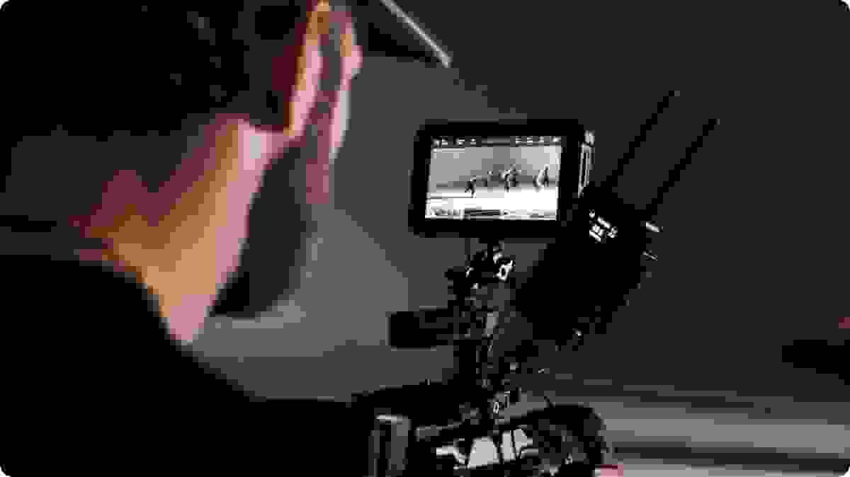 Corte, Design, Ação: Construindo um Site de Videomaker que Brilha