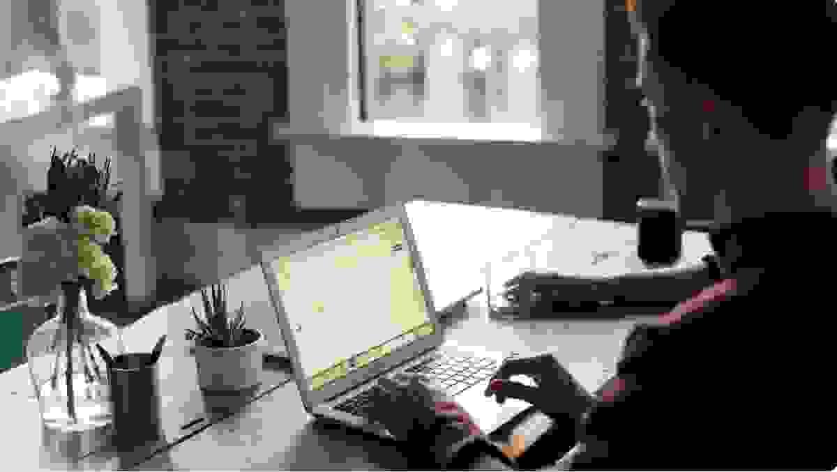 Jenseits der Worte: Gestalten Sie Ihren digitalen Raum mit der idealen Blogging-Website