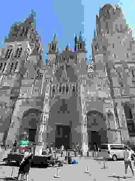 broken image