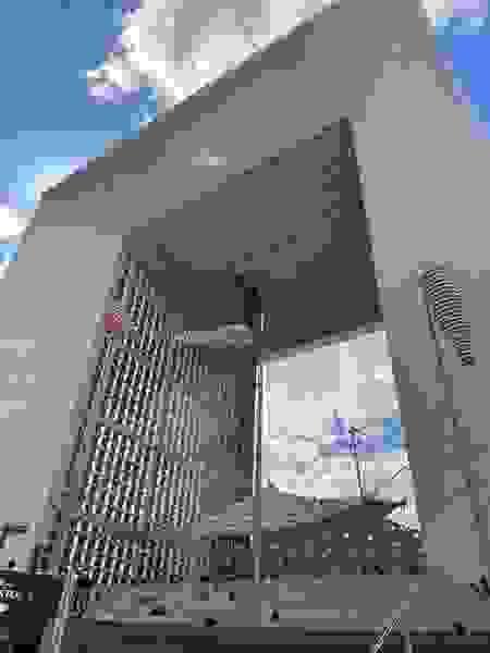 broken image
