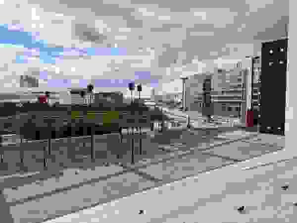 broken image