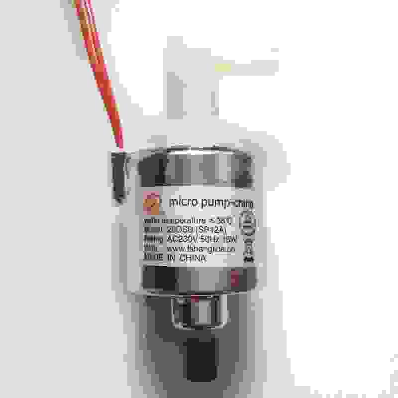 28DSB small DC metering pump, specially designed for vacuum cleaners, is made of stainless steel and has the characteristics of a small electromagnetic pump. It provides precise measurement, high efficiency and stability, and can continuously provide reliable power for your vacuum cleaner.