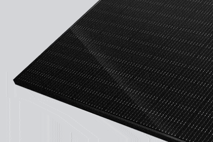 Maysun Solar hat durch die Weiterentwicklung der Zweifachschnitt-Module die Dreifachschnitt-Module geschaffen, die den Arbeitsstrom effektiv reduzieren, die Temperaturregelung optimieren und die Leistung pro Fläche steigern.