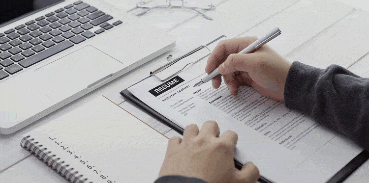 Some Tips for Drafting Student Resumes