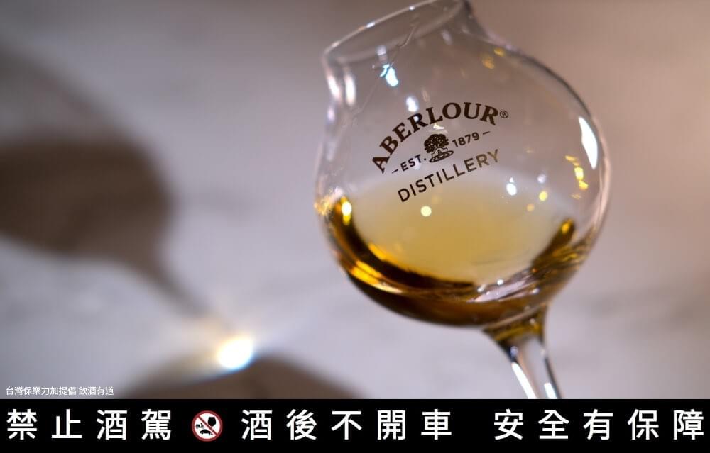 亞伯樂波本桶原酒ALBA