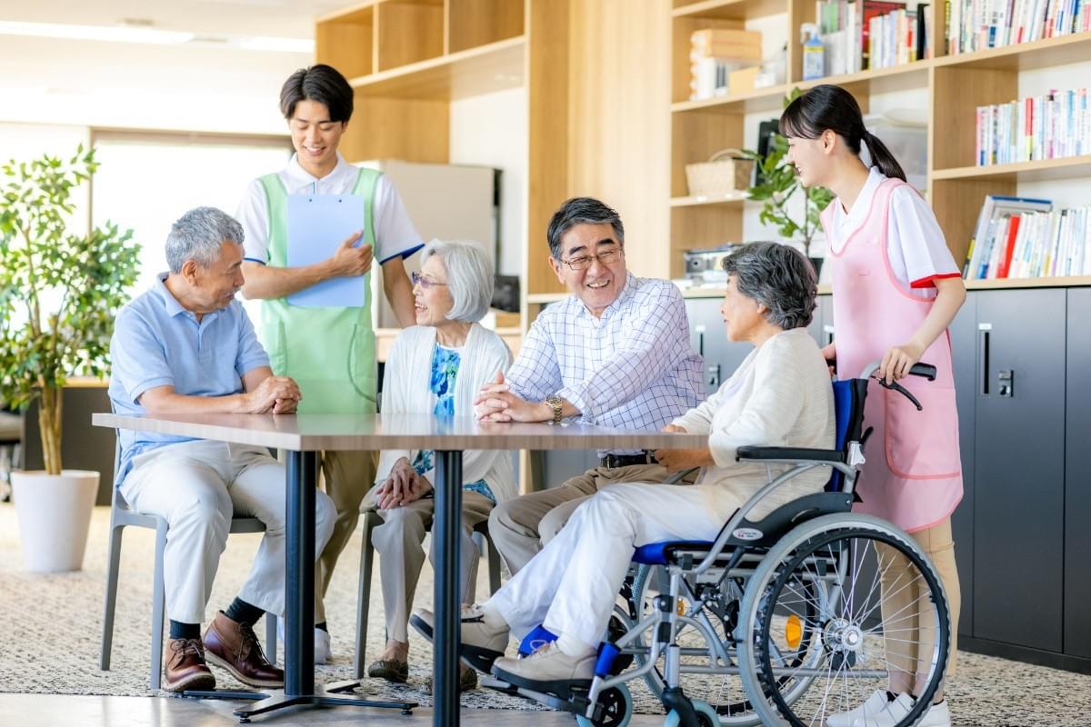 優伴速派專業照服平台｜居家式照顧｜院內照顧｜快速媒合｜當日上工