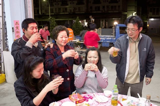 錩源：尾牙相冊