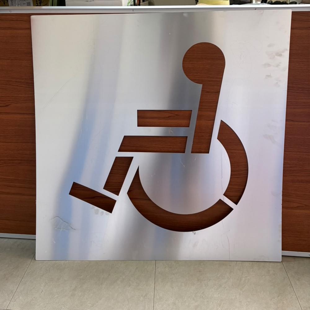安全帽、安全鞋