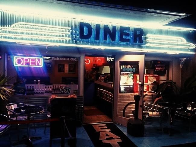 アメリカかぶれが行くべき場所 ｆｕｋｕｏｋａ煩悩玉手箱 ハンバーガー アメリカンダイナー