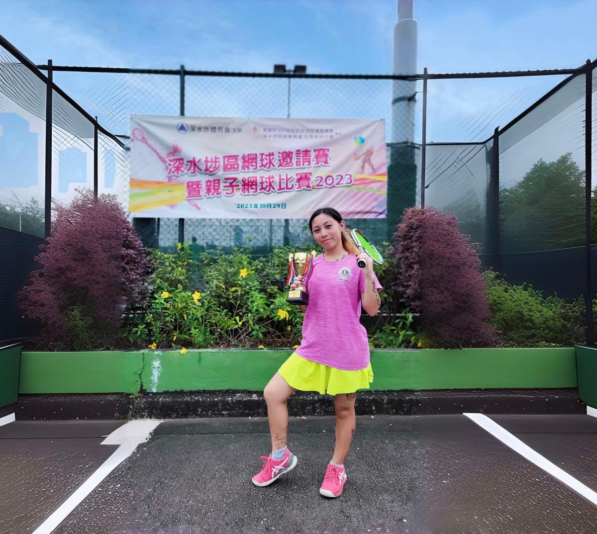 We formulate personalized training plans based on the needs and goals of each student, helping you quickly improve your tennis level. personalized training plan Our service I am a tennis coach, my name is Ashley Chan. I was ranked first in women's doubles in Hong Kong for five years. I have ten years of competition experience and five years of teaching experience. I mainly want to promote my online courses and offline courses.