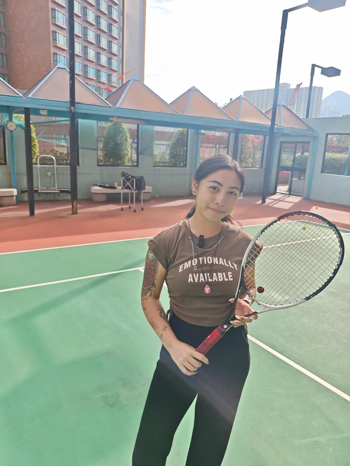 We provide comprehensive online courses, allowing you to learn tennis skills anytime and anywhere, no matter where you are, you can easily train. online course Our service I am a tennis coach, my name is Ashley Chan. I was ranked first in women's doubles in Hong Kong for five years. I have ten years of competition experience and five years of teaching experience. I mainly want to promote my online courses and offline courses.
