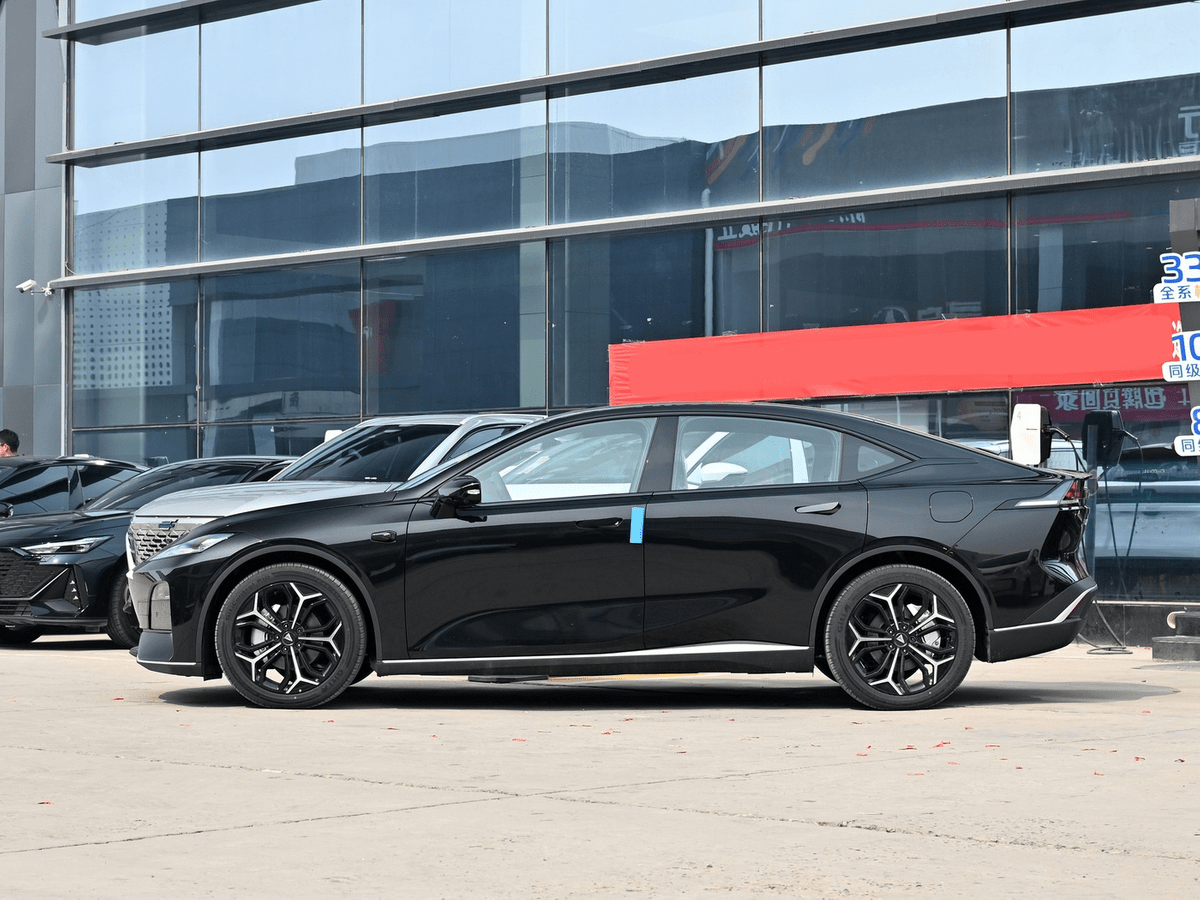 2024 Deep Blue SL03 135Pro Honor Edition Hybrid Car