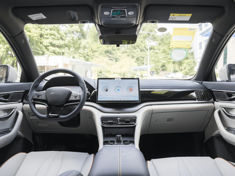 BYD Qin Plus ev pure electric car 2024 model 3