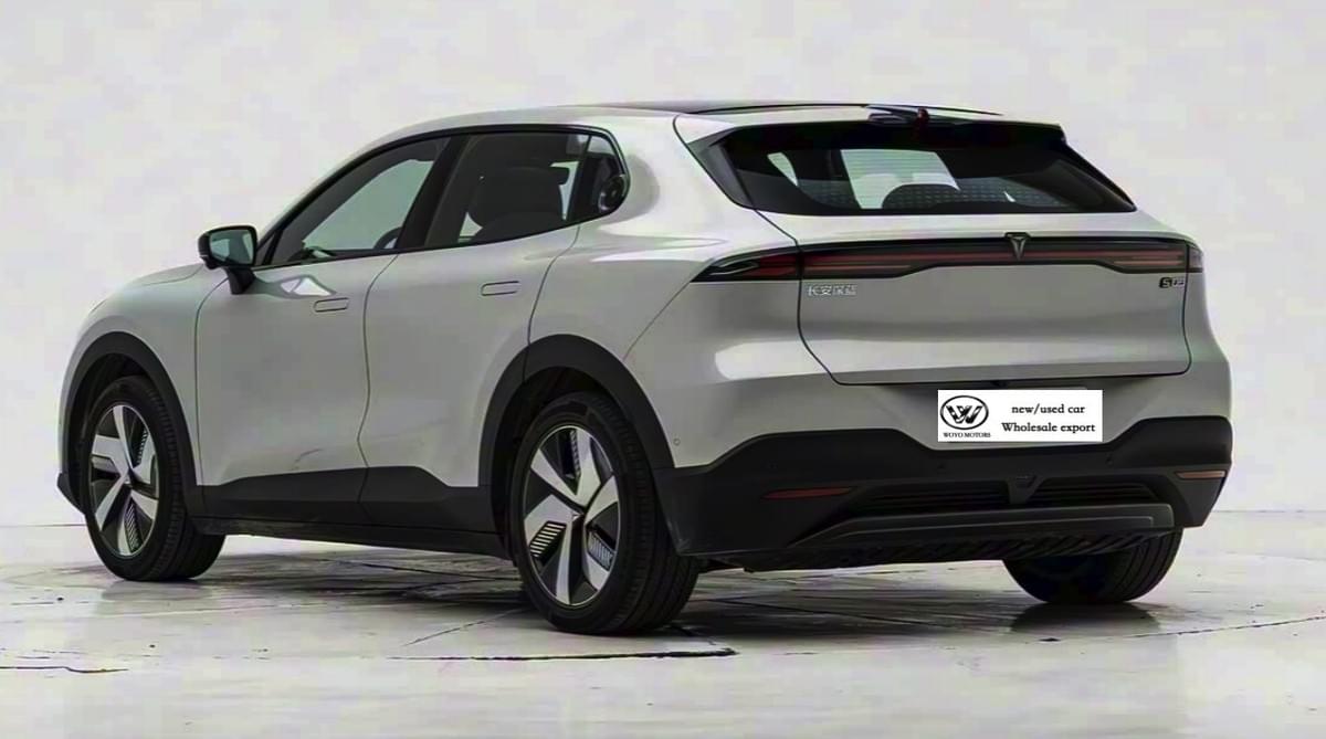 Deepal S05 Long range of 1234km Qualcomm 8155 chip 