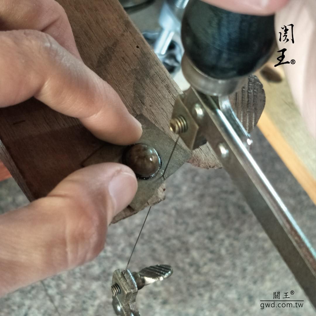 中壇元帥太子爺,火尖槍乾坤圈,台灣手工火尖槍，三太子槍圈,三太子聖誔千秋，神明生日供品，三太子槍圈訂做，神明古兵器,敬天禮器,神明武器,神明兵器,博物館銅器典藏,金銀銅太子槍圈環,台南新營太子宮