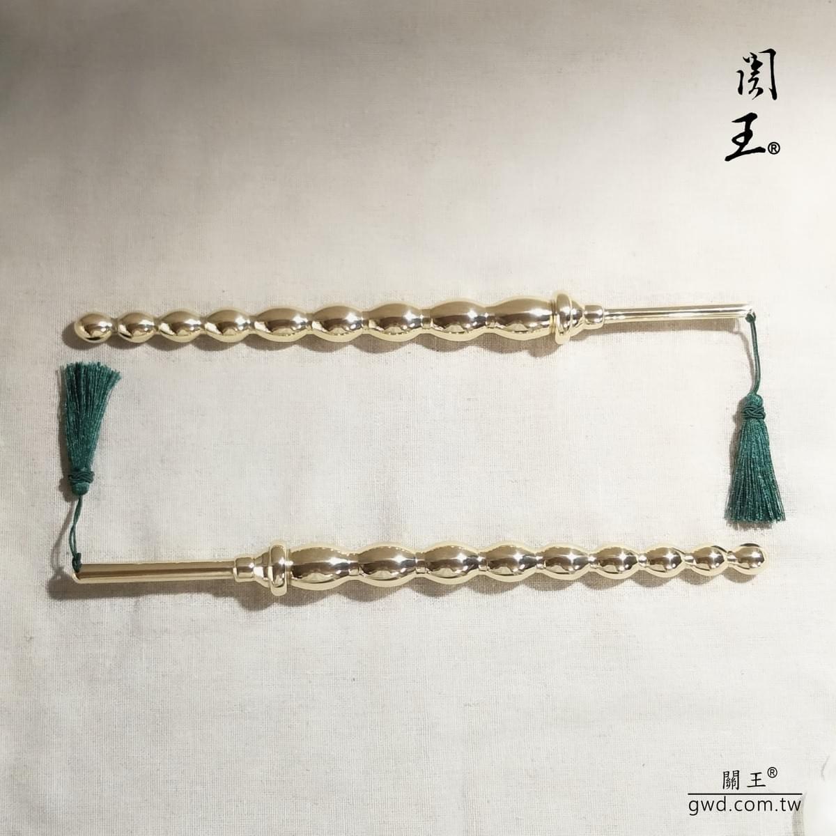 博物館銅器，張府王爺九節銅鞭，神明法器鞭，神像武器，武財神九節鞭，古兵器鞭，客製化法器，古代雙鞭，神桌訂做，王爺刀劍鞭，五年千歲法器，五府千歲法器武器，神像開光，神明神器