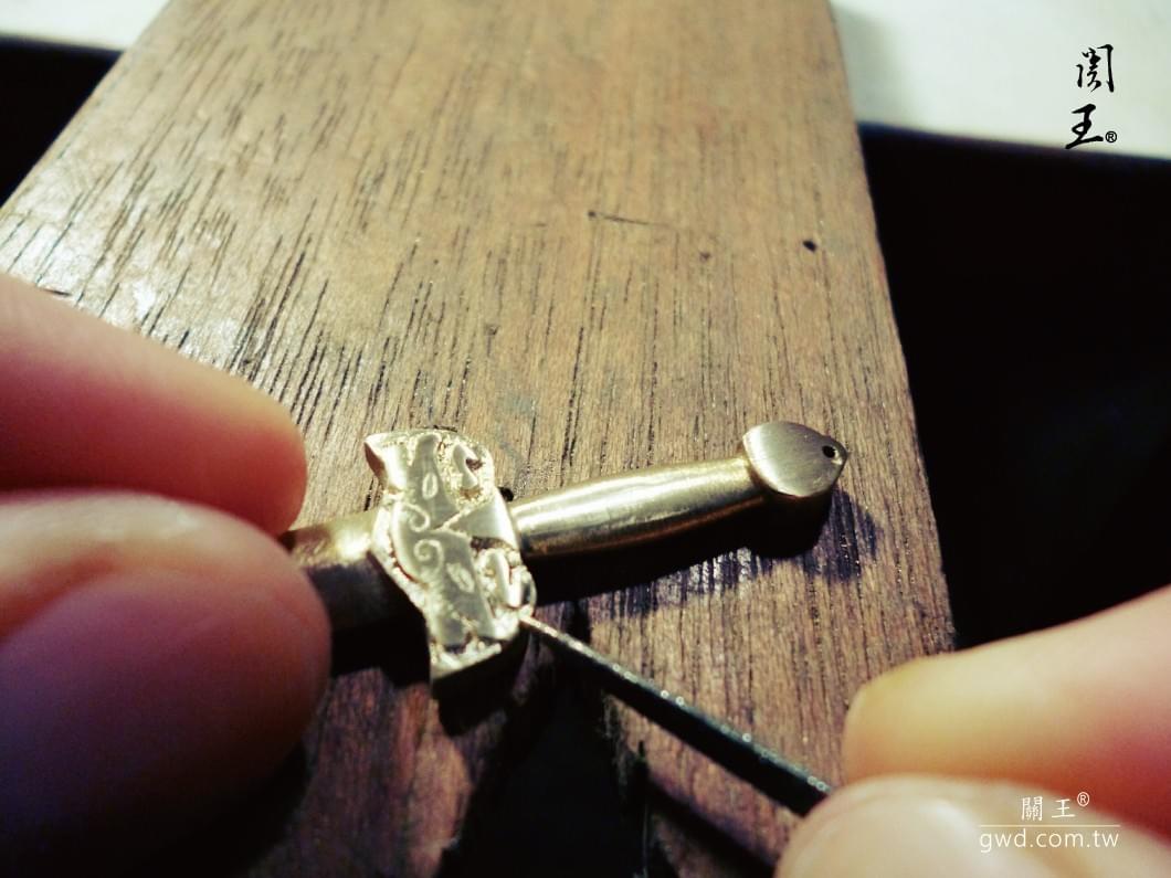 博物館銅器，玄天上帝饕餮龍紋七星劍， 玄天上帝七星劍，手工神明劍，神像配劍，上帝公法器劍 ，銅劍，北斗七星銅劍，七星劍開光，神明武器，玄天上帝神像雕刻，神像雕刻社