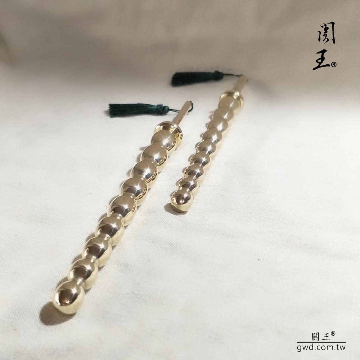 博物館銅器，張府王爺九節銅鞭，神明法器鞭，神像武器，武財神九節鞭，古兵器鞭，客製化法器，古代雙鞭，神桌訂做，王爺刀劍鞭，五年千歲法器，五府千歲法器武器，神像開光，神明神器