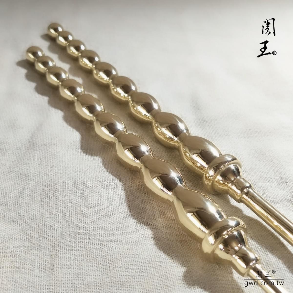 博物館銅器，張府王爺九節銅鞭，神明法器鞭，神像武器，武財神九節鞭，古兵器鞭，客製化法器，古代雙鞭，神桌訂做，王爺刀劍鞭，五年千歲法器，五府千歲法器武器，神像開光，神明神器