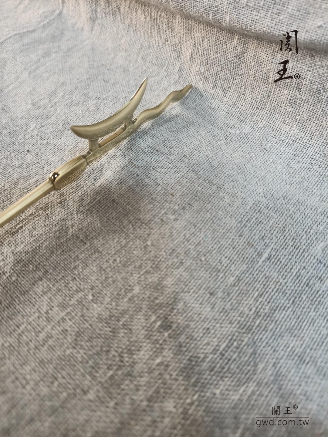 中壇元帥，火焰戟，五龍太子元帥，三太子兵器，神尊法器，古兵器訂做，銅法器訂做，方天畫戟，青龍戟，火尖槍戟，蛇戟，長戟，手戟，雙双戟，神明戟，神明武器法器，神仙銅戟，古代戟刀，神像手持武器法器兵器，神像戟，雙月戟，單戟，關王