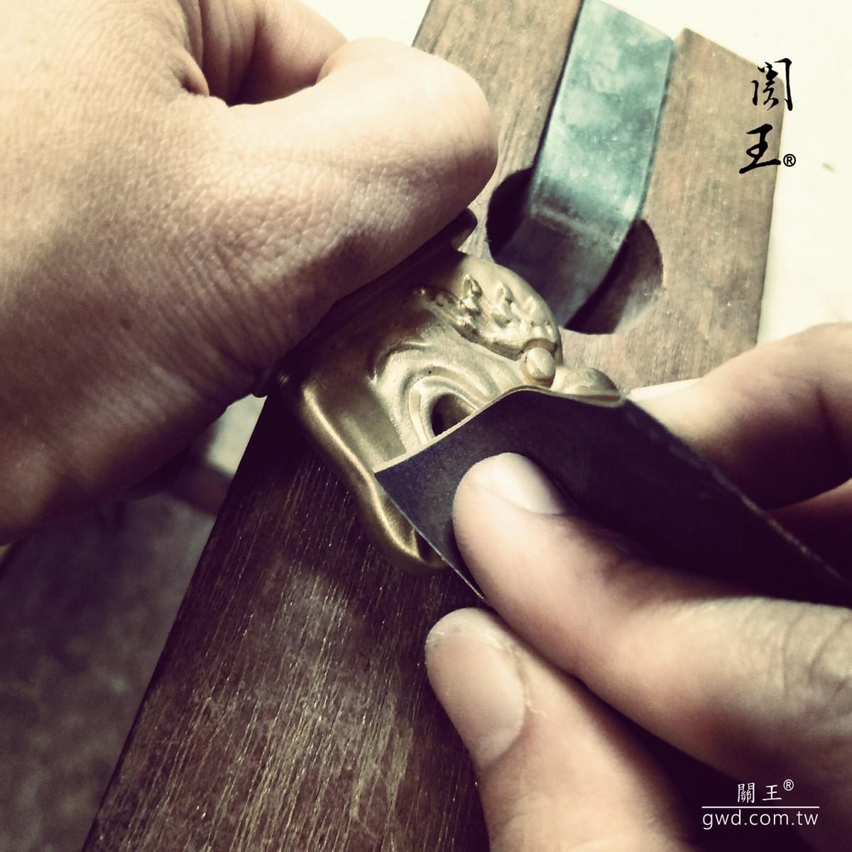 典藏款關王刀，博物館銅器，關聖帝君聖誔,神明生日禮物,,神像兵器,古兵器訂做,關公關刀,青龍偃月刀,伽藍菩薩供品,神明法器，神明武器，關刀，關帝爺關刀, 金銅銀關刀訂做，神像關刀，一尺三神像關刀，一尺六神像關刀，2尺2神像關刀，二尺關王刀，神明聖誔生日禮物