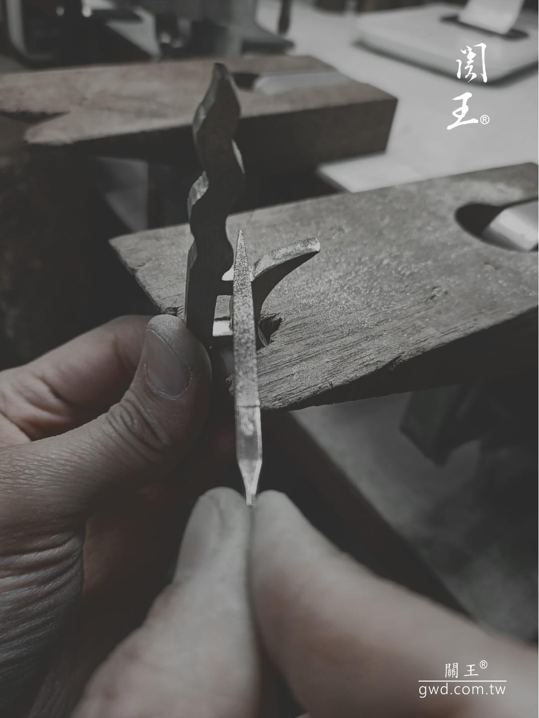 中壇元帥，火焰戟，五龍太子元帥，三太子兵器，神尊法器，古兵器訂做，銅法器訂做，方天畫戟，青龍戟，火尖槍戟，蛇戟，長戟，手戟，雙双戟，神明戟，神明武器法器，神仙銅戟，古代戟刀，神像手持武器法器兵器，神像戟，雙月戟，單戟，關王