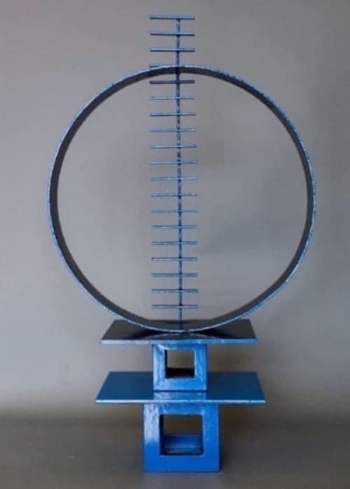  From telephone wires crossing in mid air,  to tv antennas and boxes piled high,  the hidden matrices of everyday life  create visual harmonies..