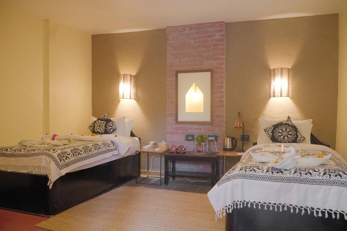 Deluxe Twin Room at Sapana Village Lodge