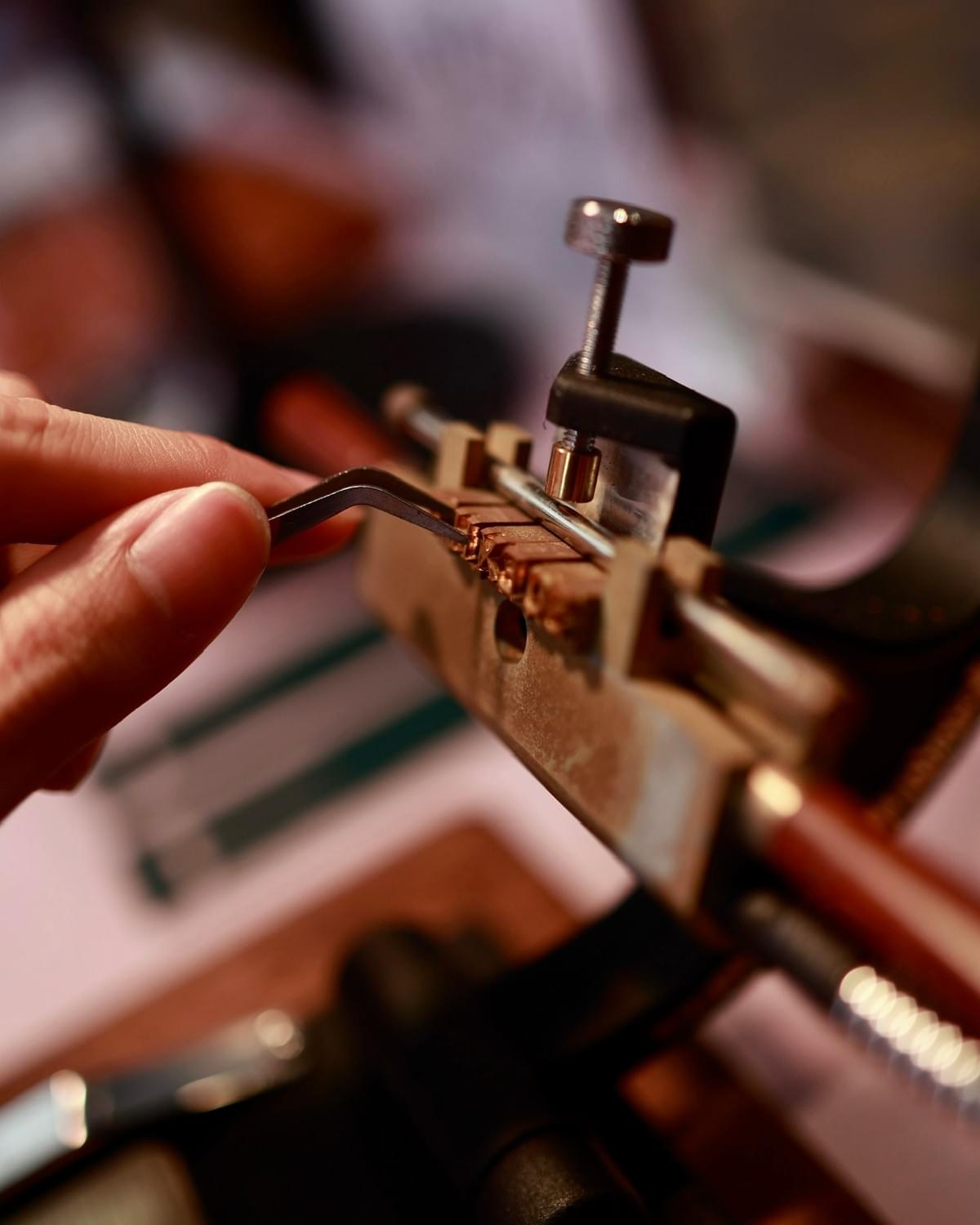 Gold/Silver Hot Stamping on Leather 