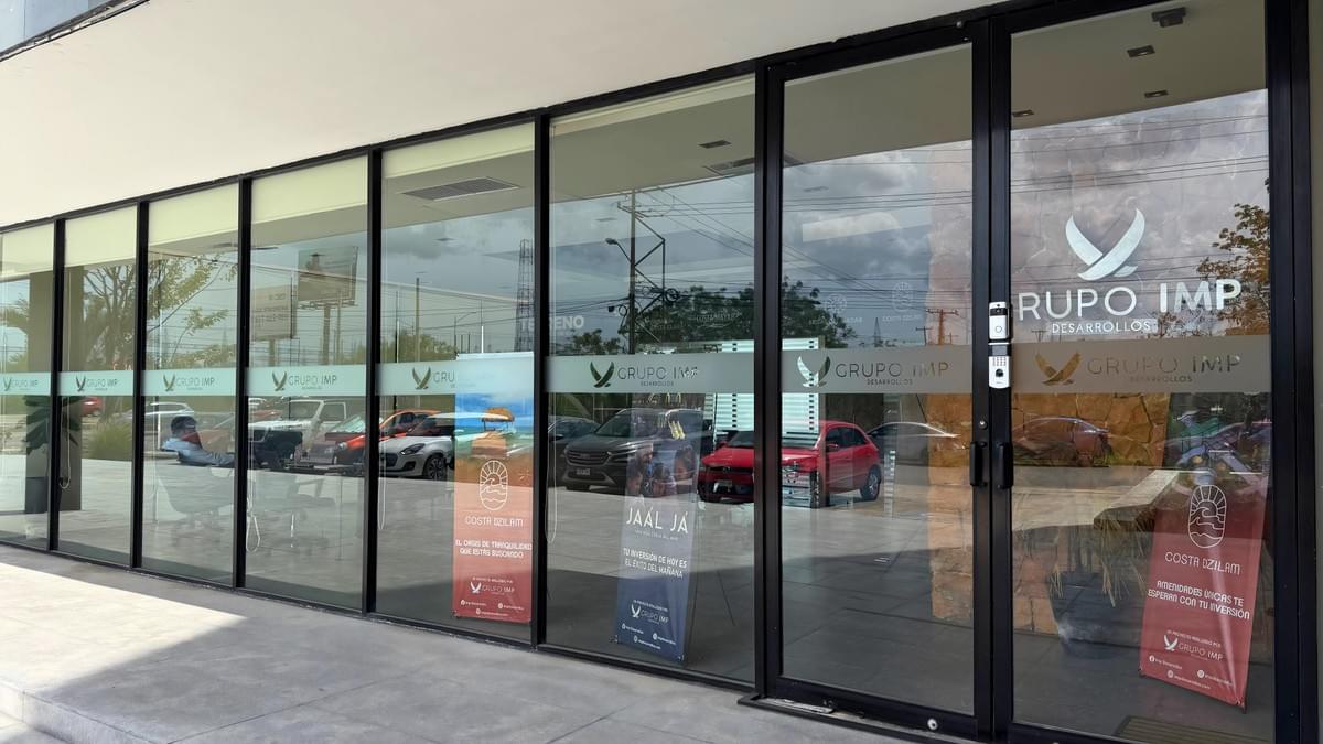 Fachada de las oficinas de Grupo IMP