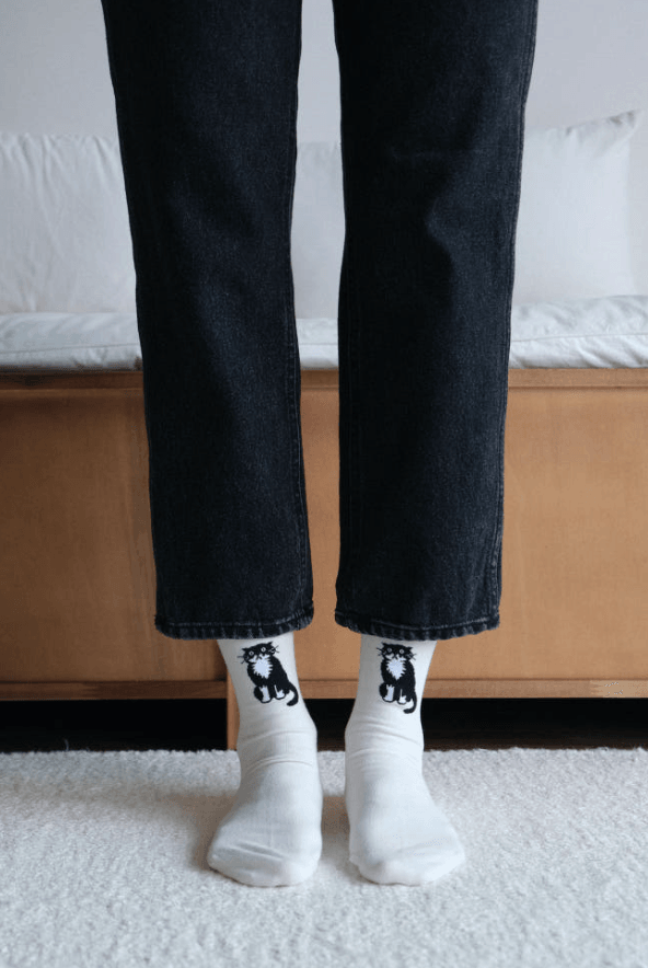 front & back mo socks - ivory