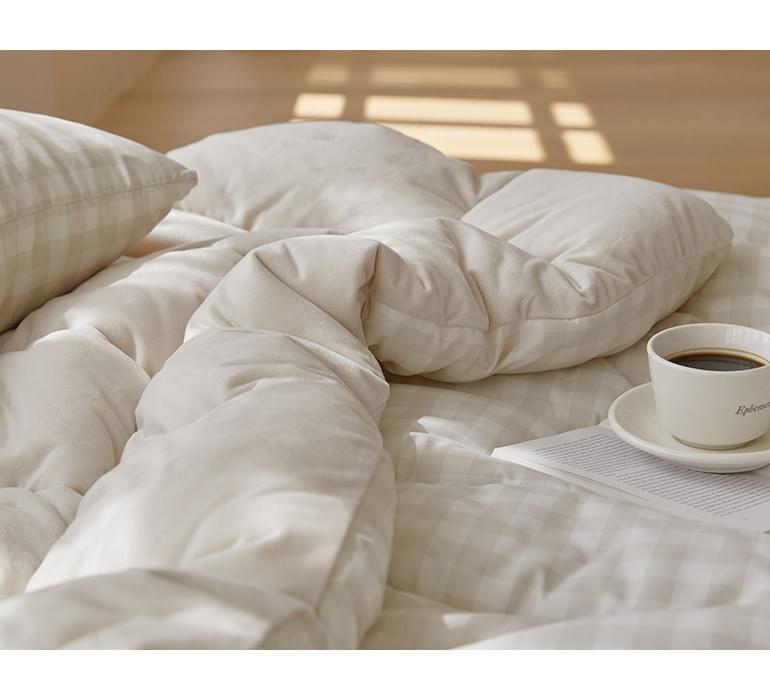 (冬天厚版) cappuccino-hug me 無塵四季被 (韓國製) 1 2