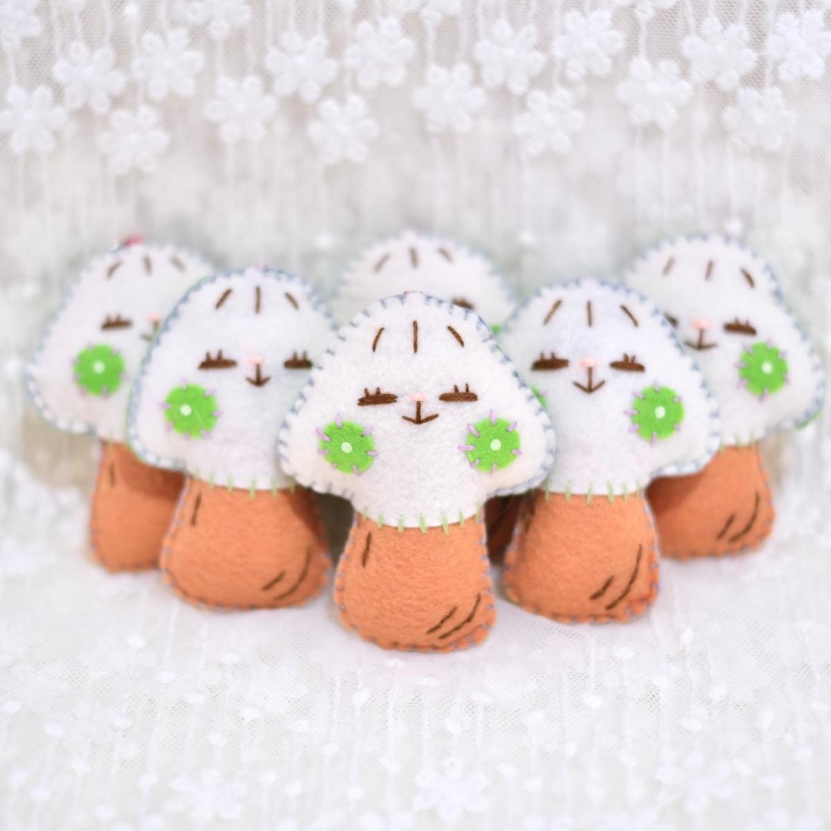 🍄 青菌子咪咪菇掛飾