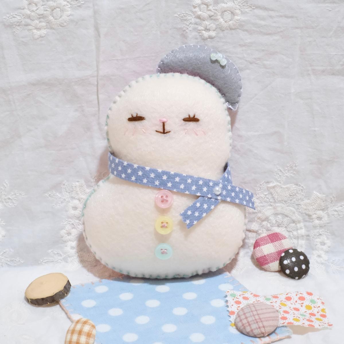 ★ 粉雪人娃娃