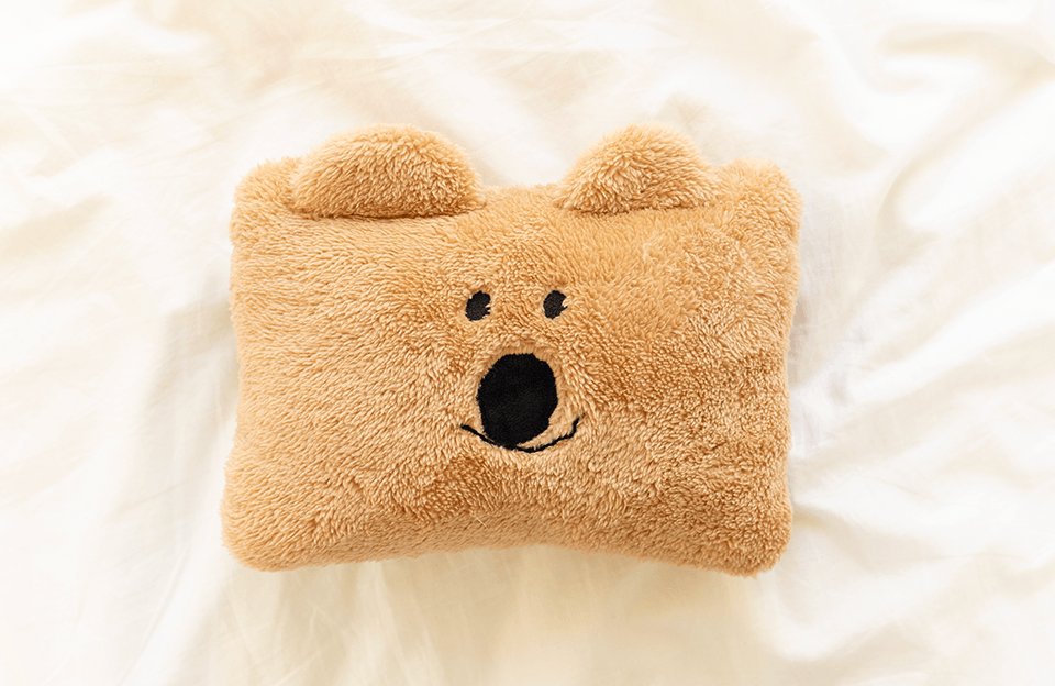 Fluffy QUO-CAR Head Cushion