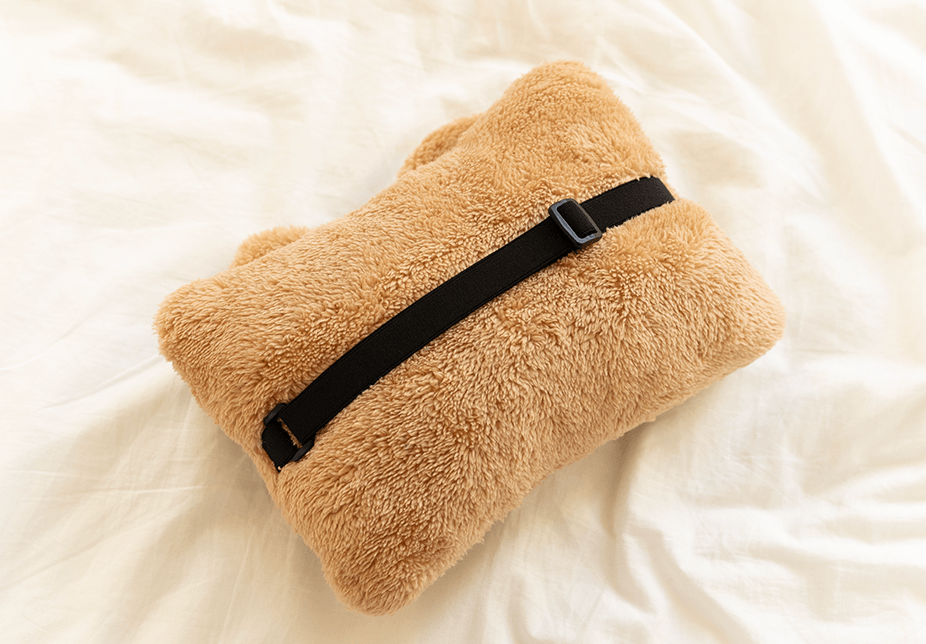 Fluffy QUO-CAR Head Cushion