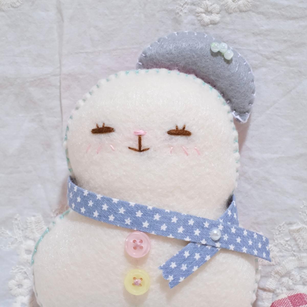★ 粉雪人娃娃